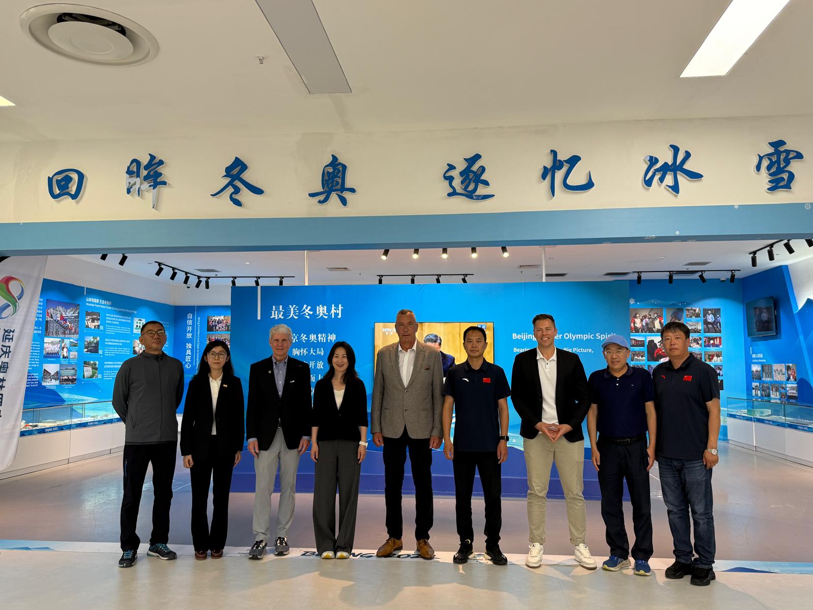 Chinese and FIL Representatives