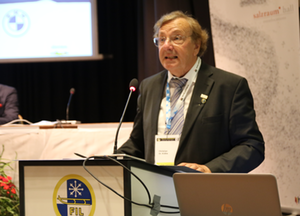 Dr. Christian Krähe Dr. Christian Krähe