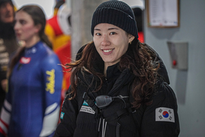 Eunryung Sung, coach team Korea