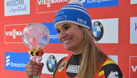 Geisenberger Mit Pokal