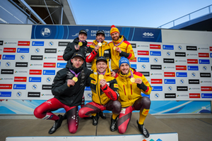 Podium Weltcup-Finale Yanqing Herren-Doppelsitzer 2024/2025 Podium Weltcup-Finale Yanqing Herren-Doppelsitzer 2024/2025